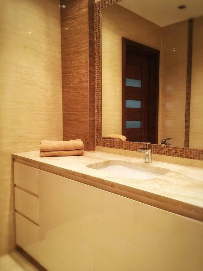 Apartament Vincent Metro 83 M2 Varsóvia Exterior foto